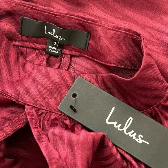 NWT LULU'S Fierce Vision Red Jacquard Print Satin Cutout Midi Dress Small - Picture 10 of 10